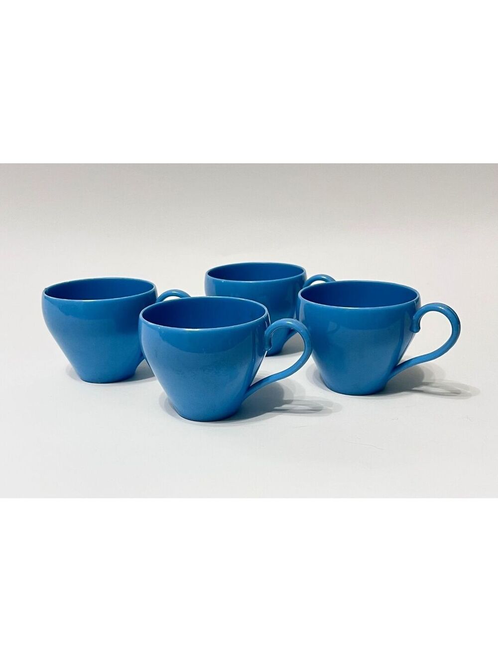 Vintage Corelle Livingware Blue Plastic Cups Mugs Set of 4 Pretend Play Dishes